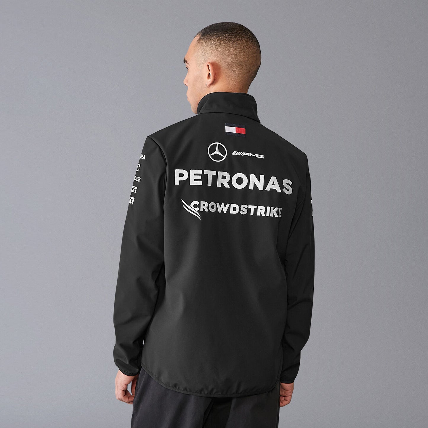 Chamarra Softshell Oficial Mercedes 2024